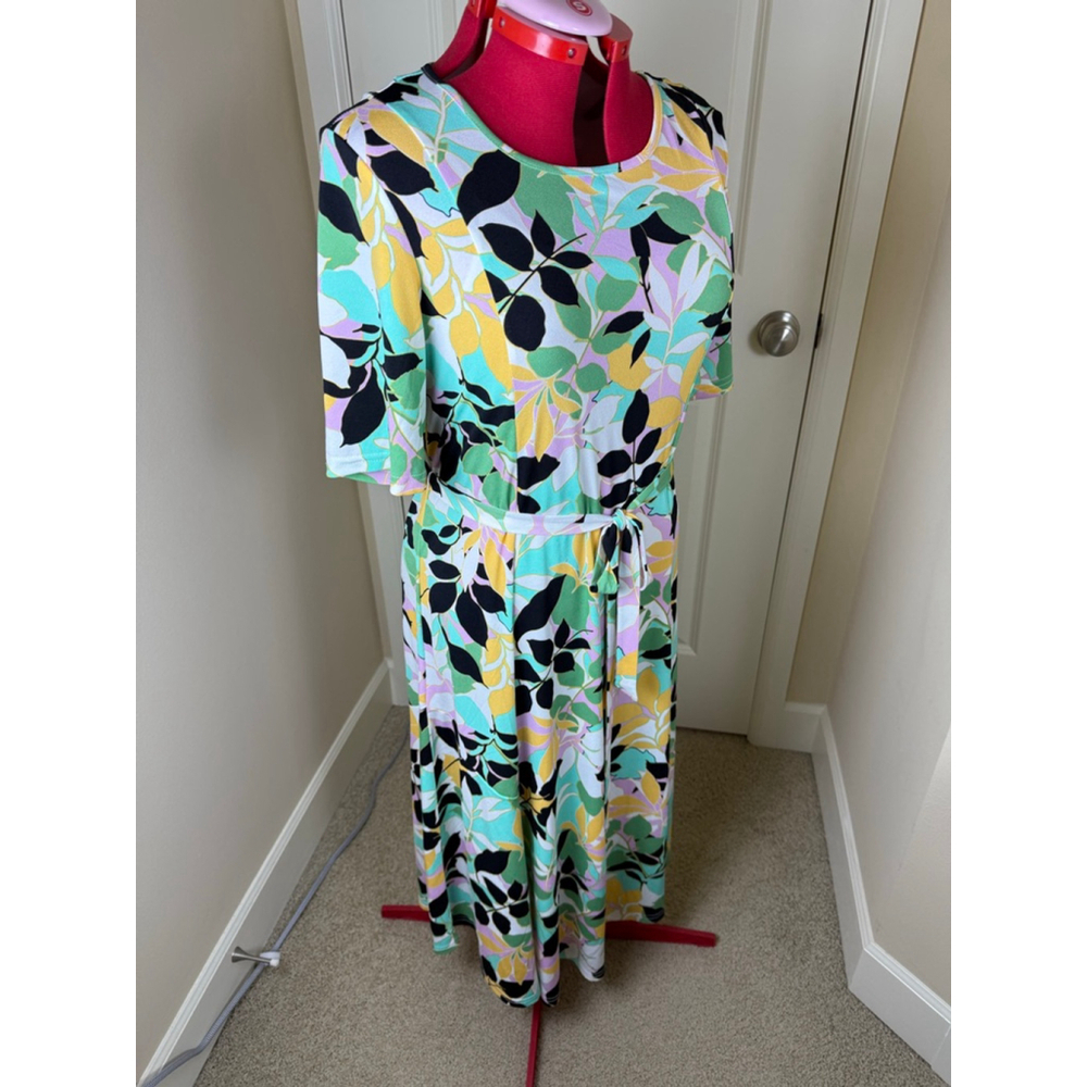 Women's Nina Leonard XL Multi-color Leaf Print Short Sleeve Maxi Dress - Picture 4 of 11